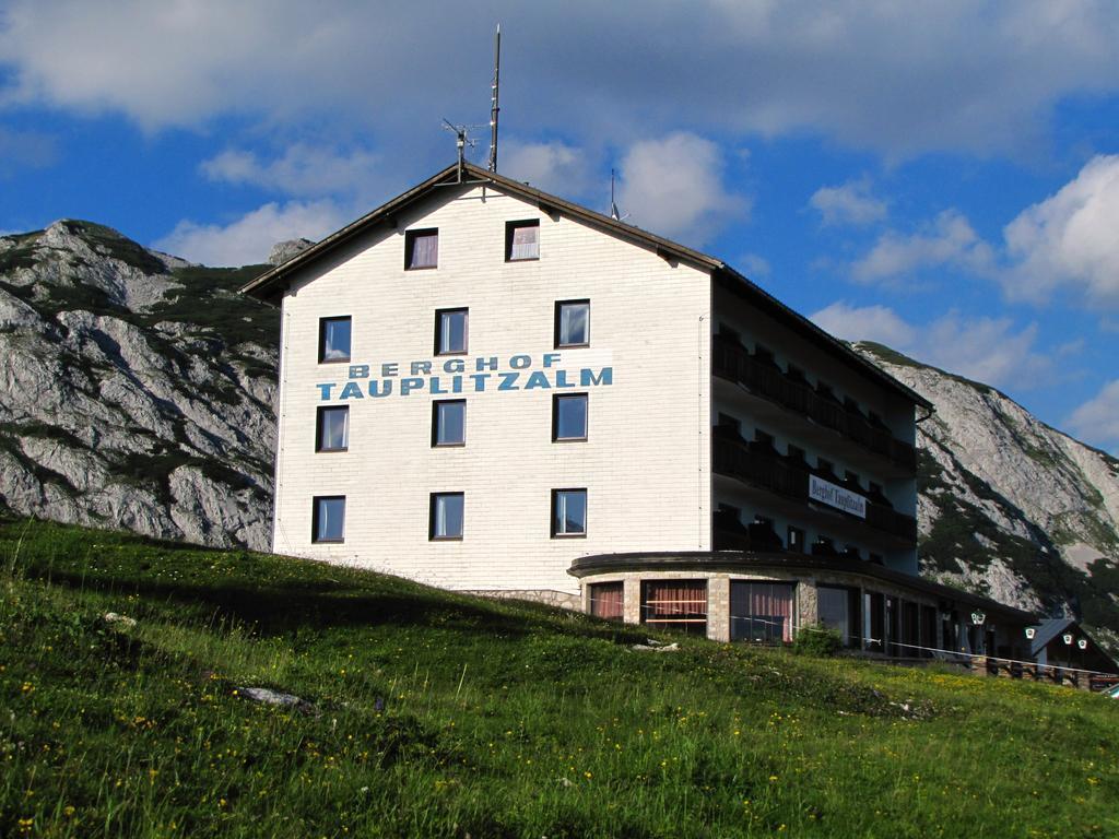 Hotel Berghof Tauplitzalm ภายนอก รูปภาพ