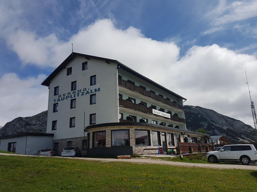 Hotel Berghof Tauplitzalm ภายนอก รูปภาพ