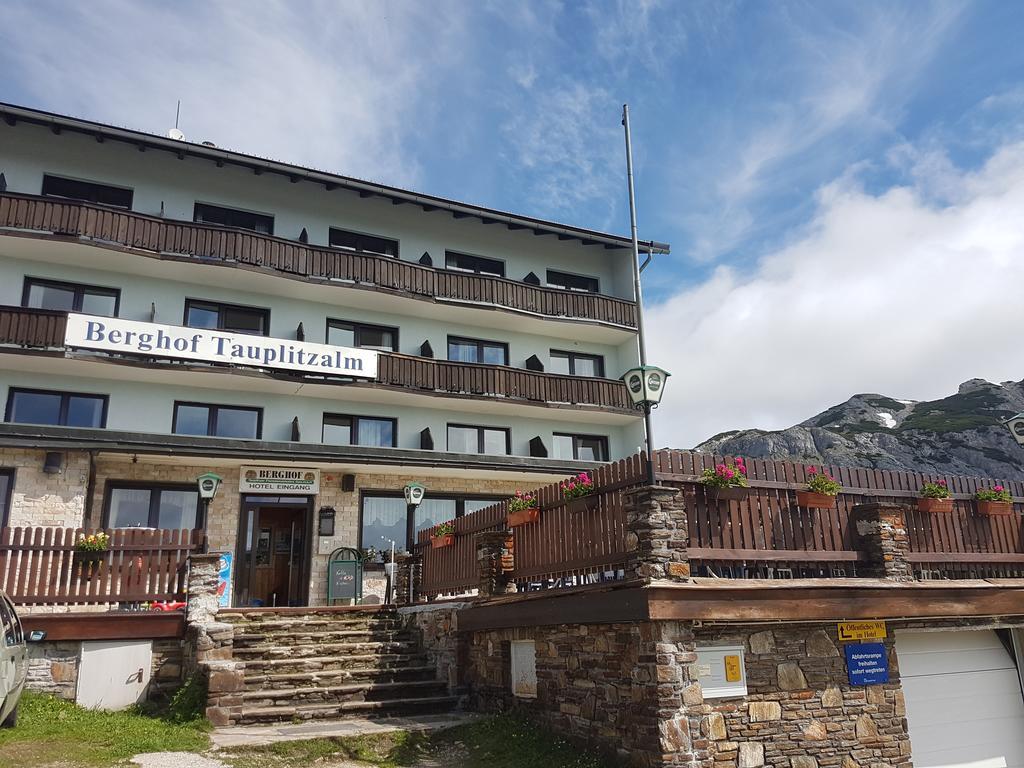 Hotel Berghof Tauplitzalm ภายนอก รูปภาพ